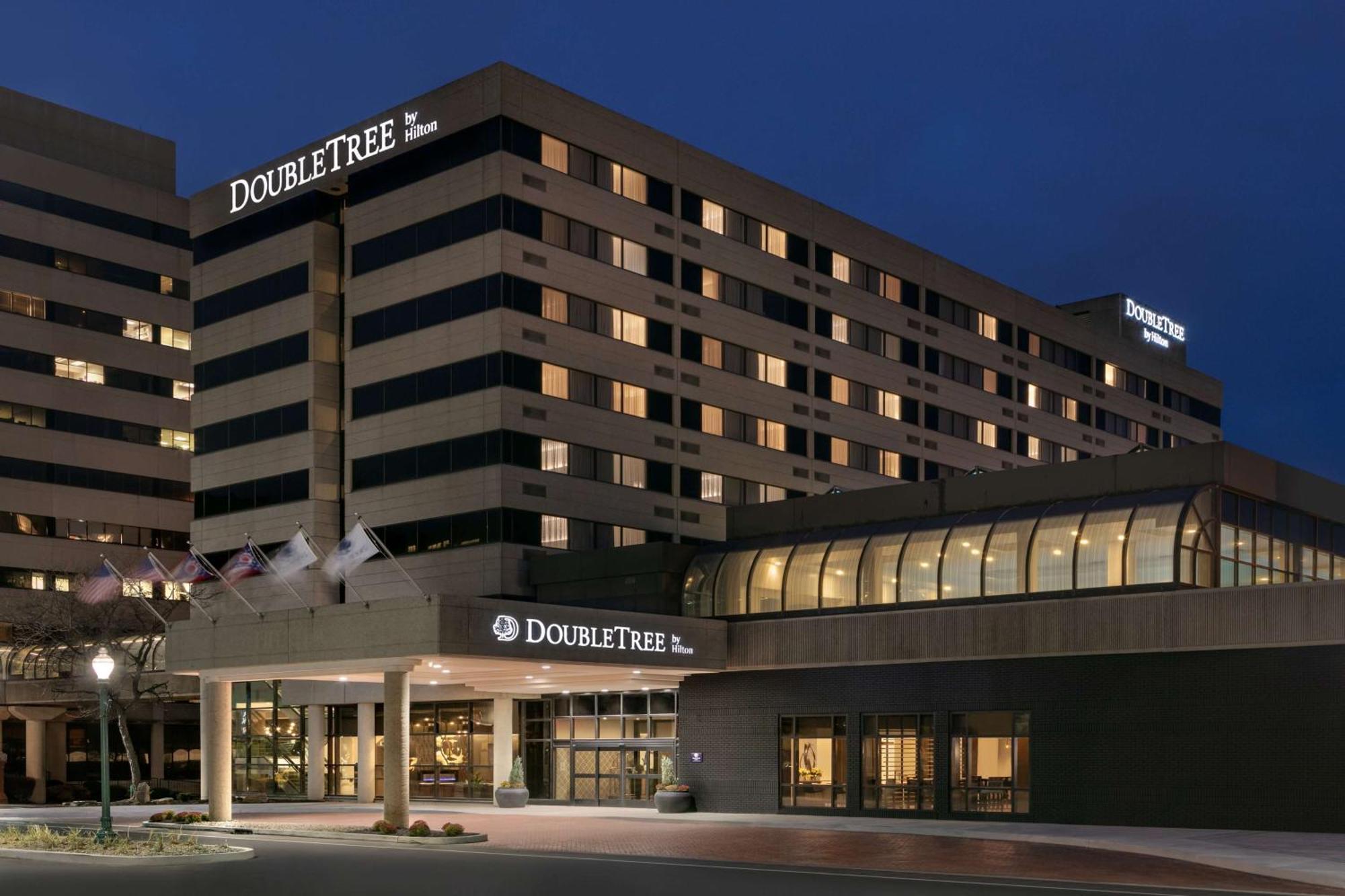 Doubletree By Hilton Canton Downtown Exterior photo